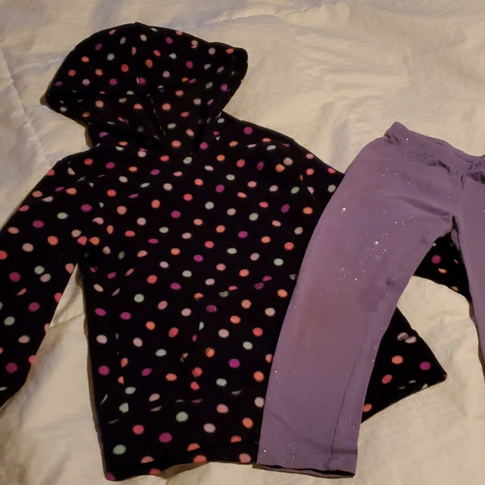 Girls fleece and leggings purple polka dots